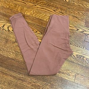 lululemon align mauve leggings!